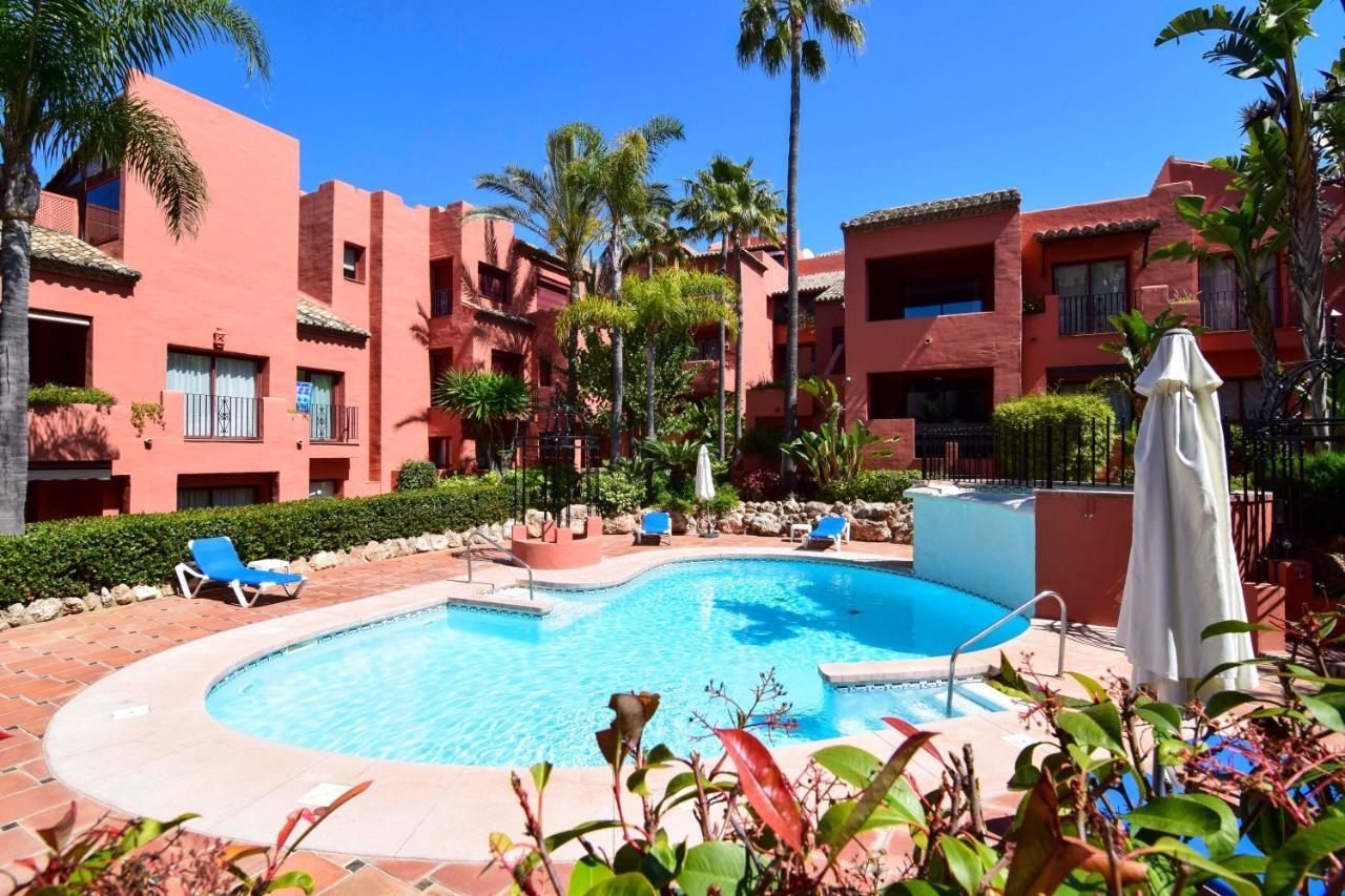 Апартаменты Letmalaga Don Carlos Gardens Марбелья Экстерьер фото