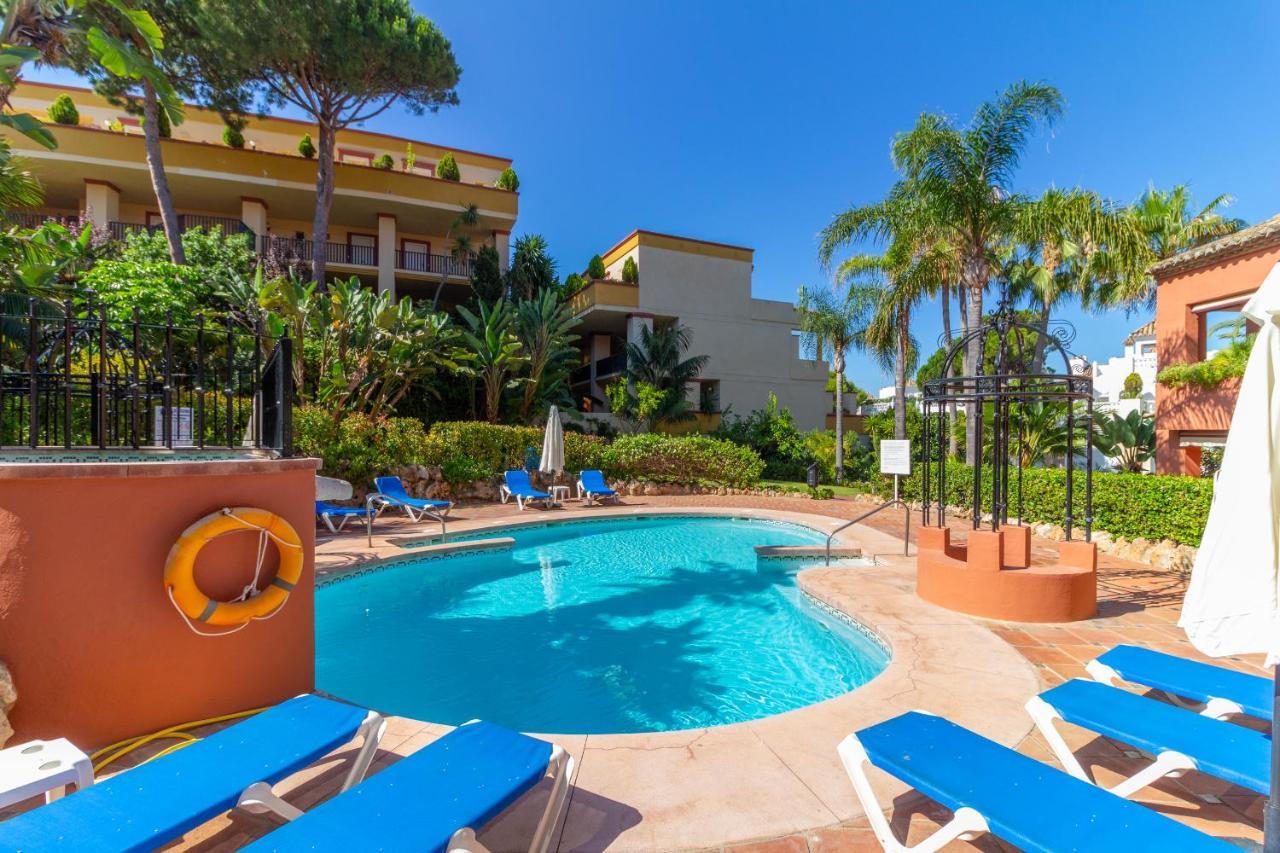 Апартаменты Letmalaga Don Carlos Gardens Марбелья Экстерьер фото