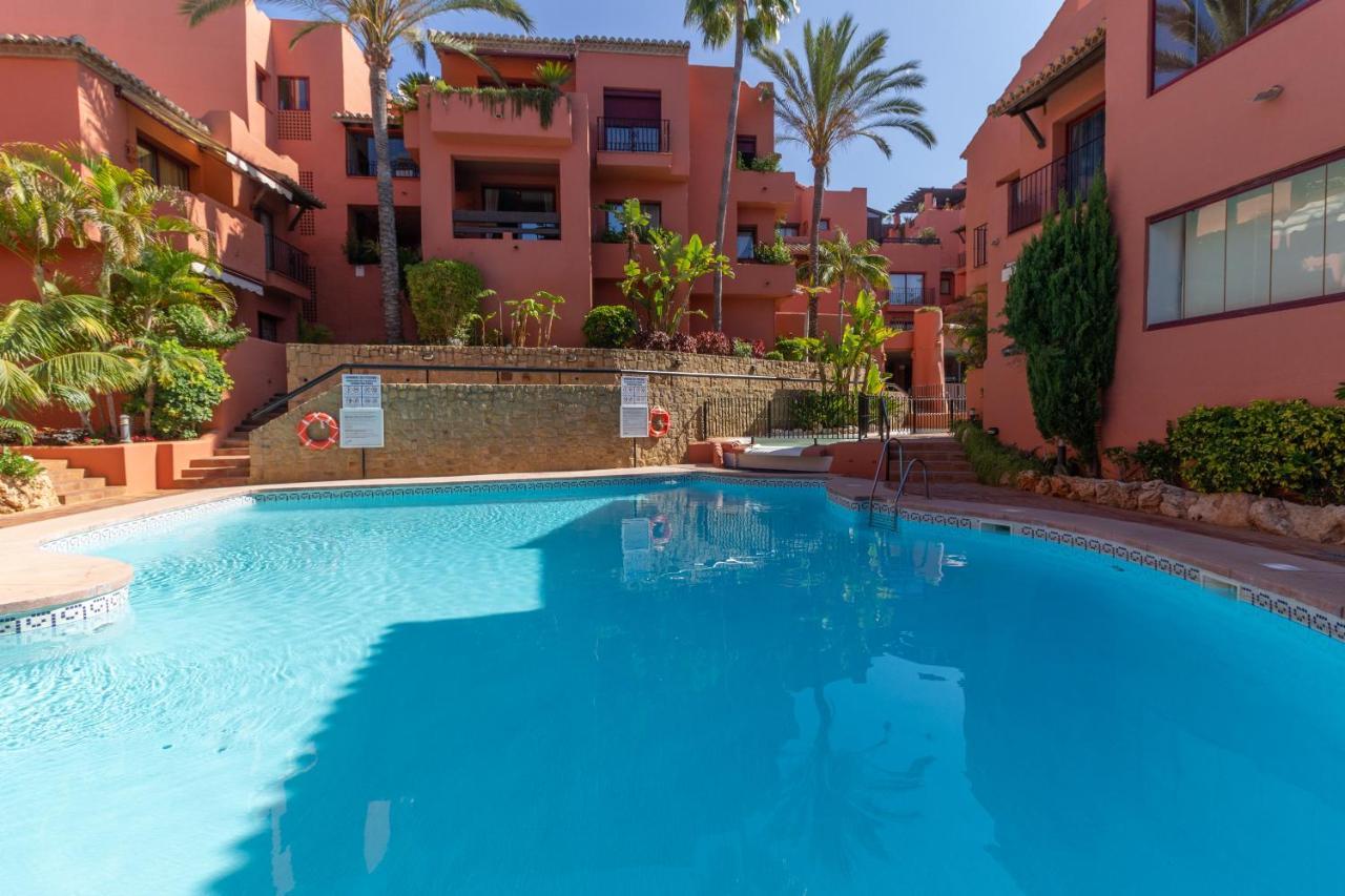 Апартаменты Letmalaga Don Carlos Gardens Марбелья Экстерьер фото